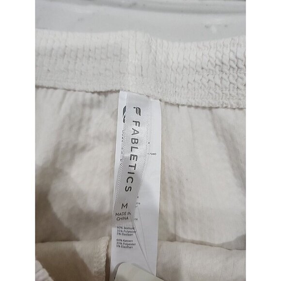 Fabletics Ribbed Shorts Egret Crinkle Knit High Waisted Casual Women's Medium - Picture 5 of 7